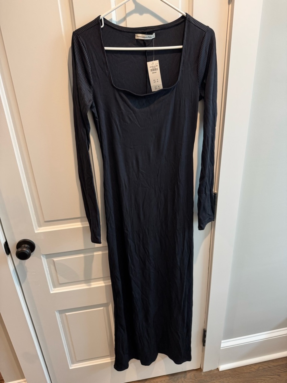 NWT Ribbed Long-Sleeve Maxi Dress
